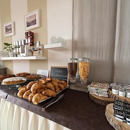 Hotel Voce Del Mare 2*